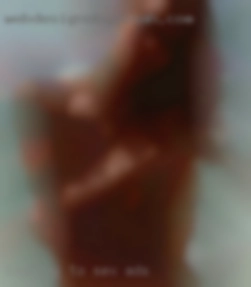 Looking to try sex ads a 3 some or a group.